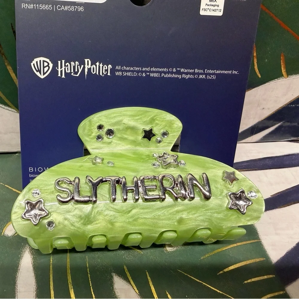 Harry Potter Slytherin Green Claw Hair Clip NWT